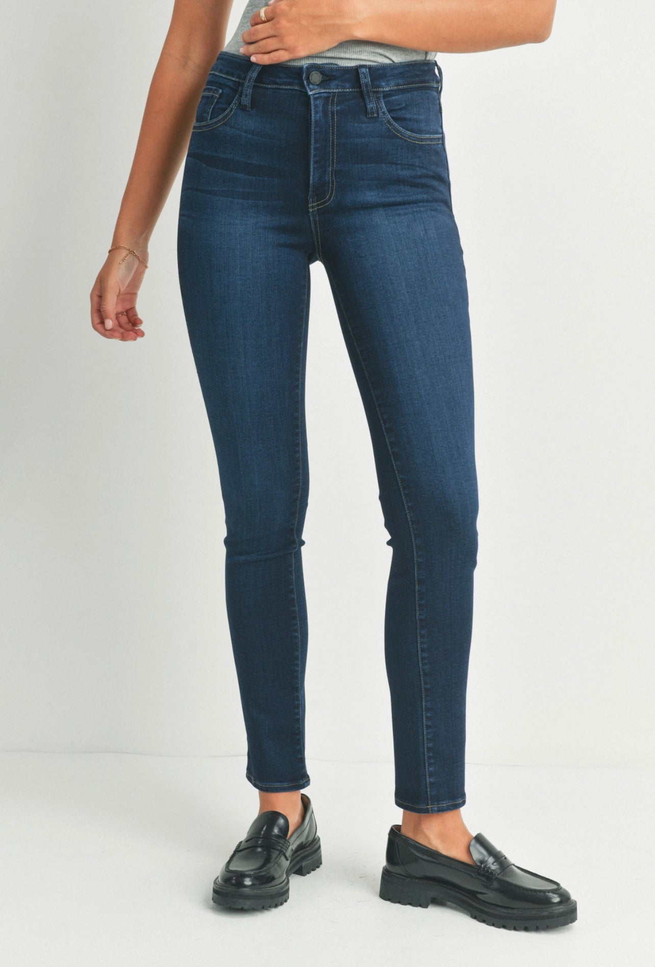 Slim straight regular jeans, offering a sleek and timeless style for versatile wear.